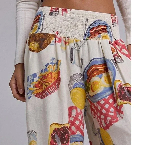 Kimchi Blue Rare Caroline Smocked Wide Leg Linen-Blend Pant - Picture 2 of 3